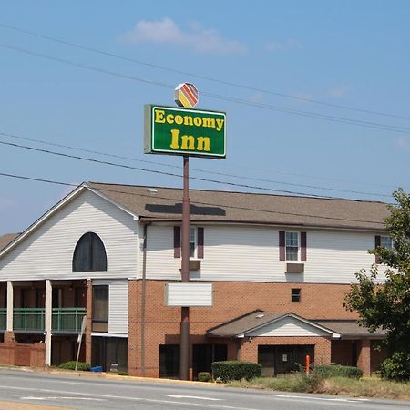 Economy Inn - ステーツビル エクステリア 写真