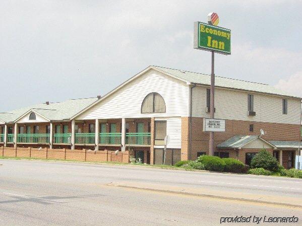 Economy Inn - ステーツビル エクステリア 写真